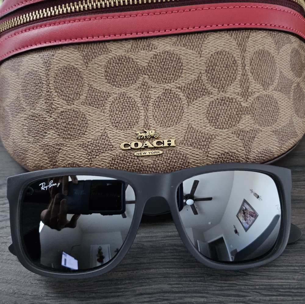 ‼️SOLD‼️Ray-Ban Justin Classic Sunglasses